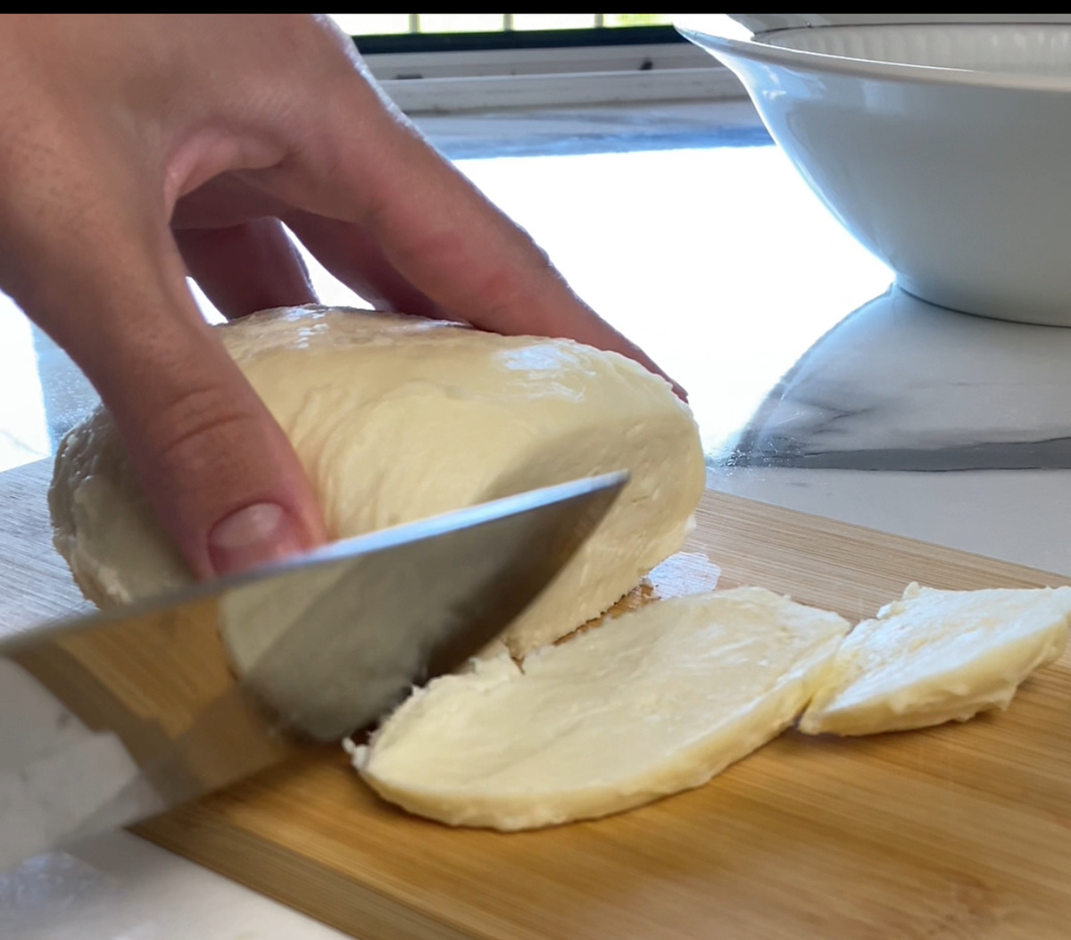 Сыр моцарелла.