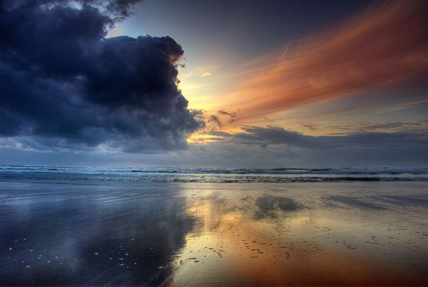 После общения с ними вы — это солнце за тучами. Прогоните тени!