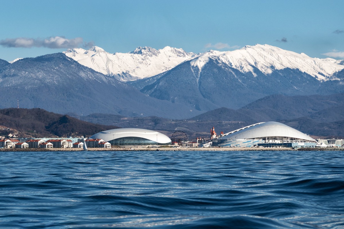 Единственная в нашей стране федеральная территория Сириус, созданная по указу Президента для сохранения олимпийского наследия и развития образования, науки и искусства.
