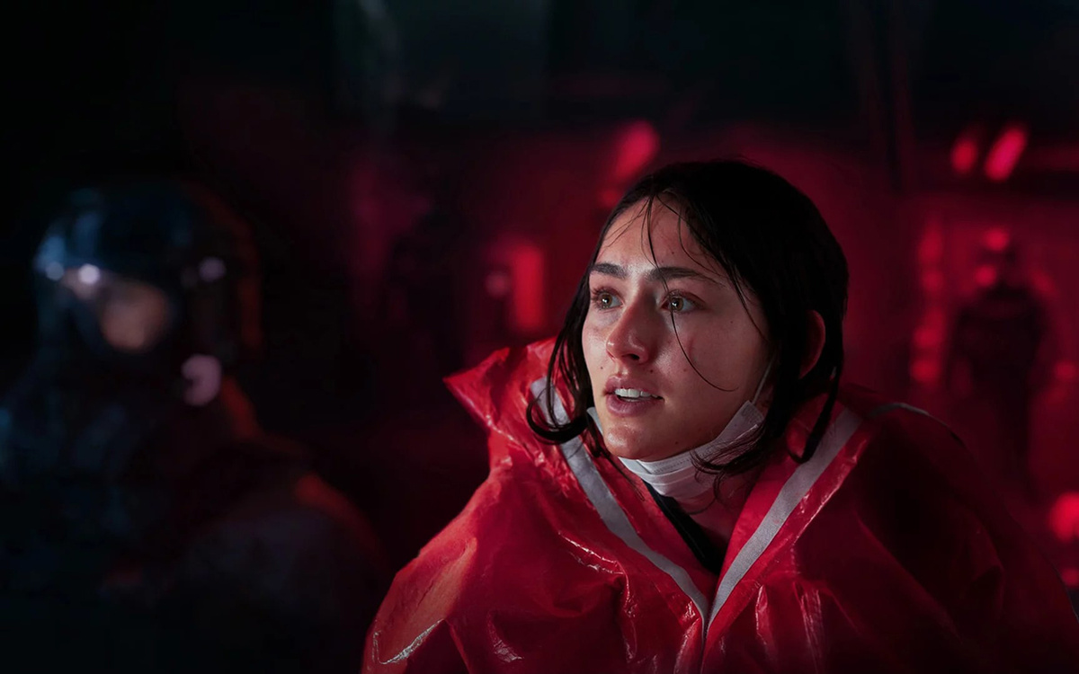 Постер сериала "Слёборн: Эпидемия на острове"