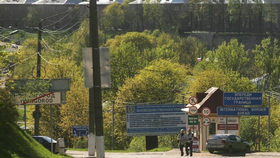    Ленинградская область, Ивангород. Граница с Эстонией. Автор фото: Trend/Андрей Федоров