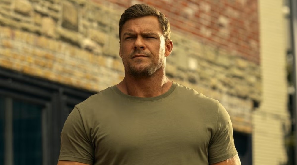     Алан Ричсон, кадр из 3 сезона сериала «Джек Ричер» (2025)