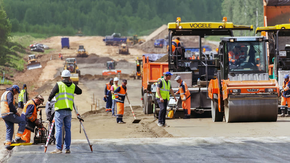 На капитальный ремонт дорог в Татарстане направят 136 млн рублей.📷Фото: Артем Дергунов / Коммерсантъ