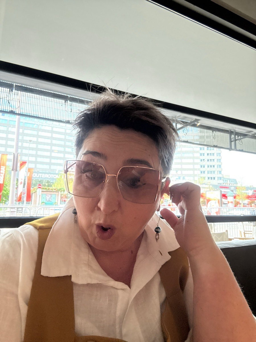 Смотрю на город 100% осознанных