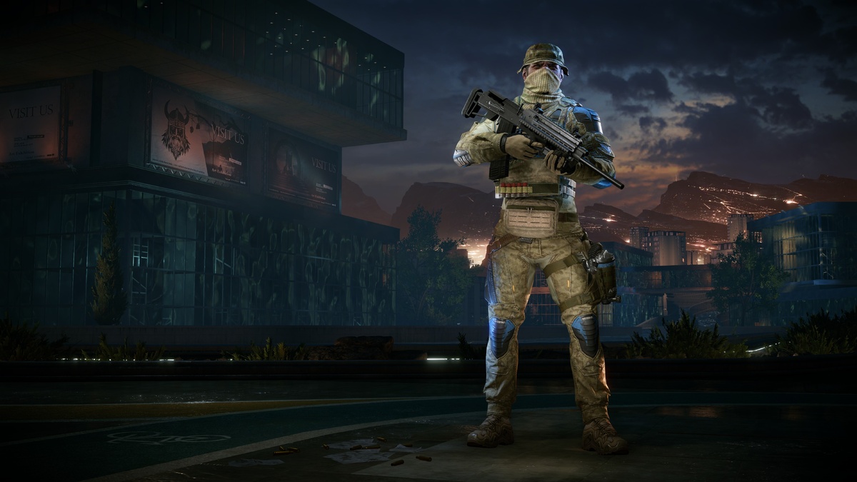 Персонаж с карабином Сайга-12С