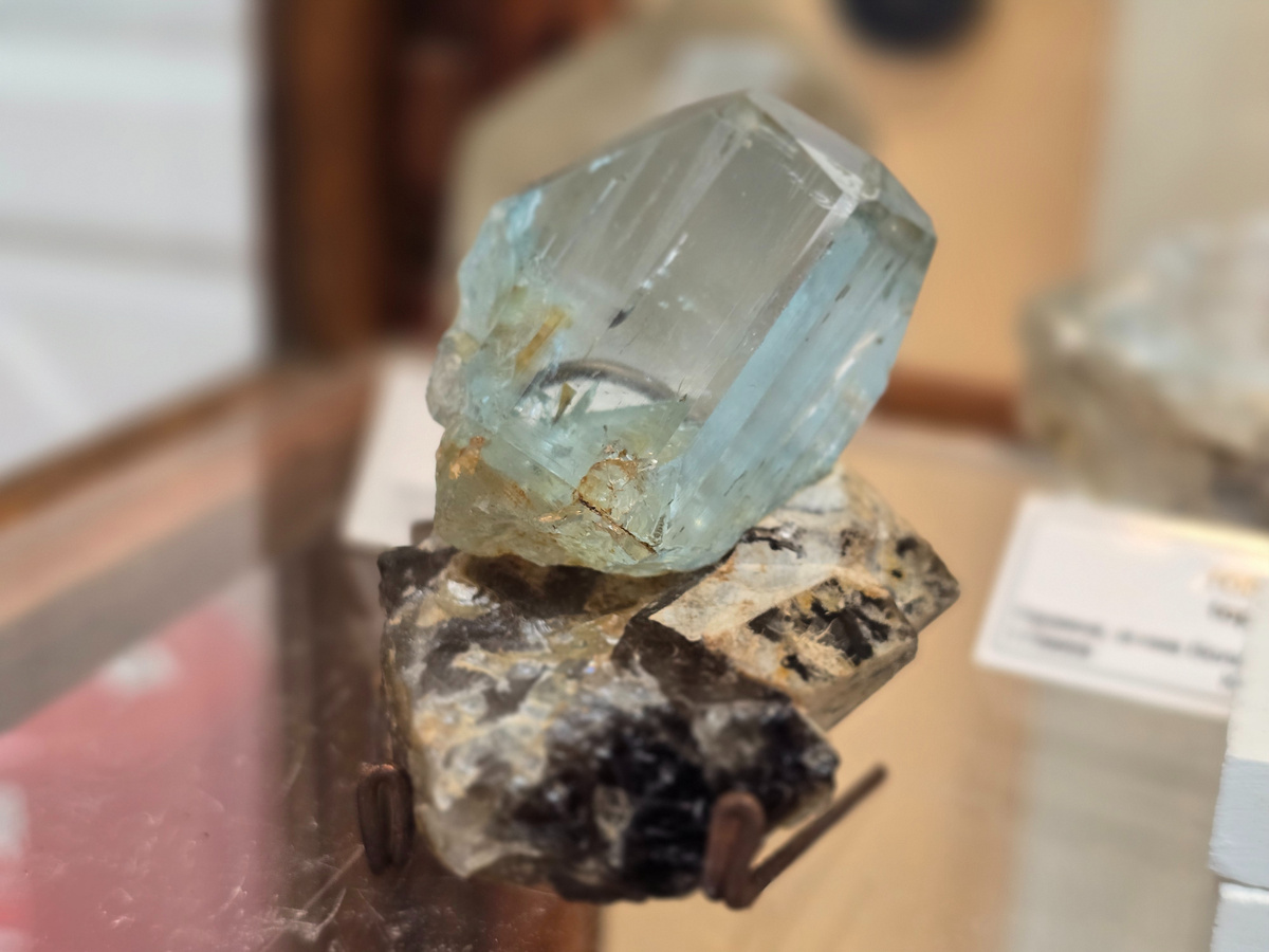 Топаз, месторождение Мурзинское