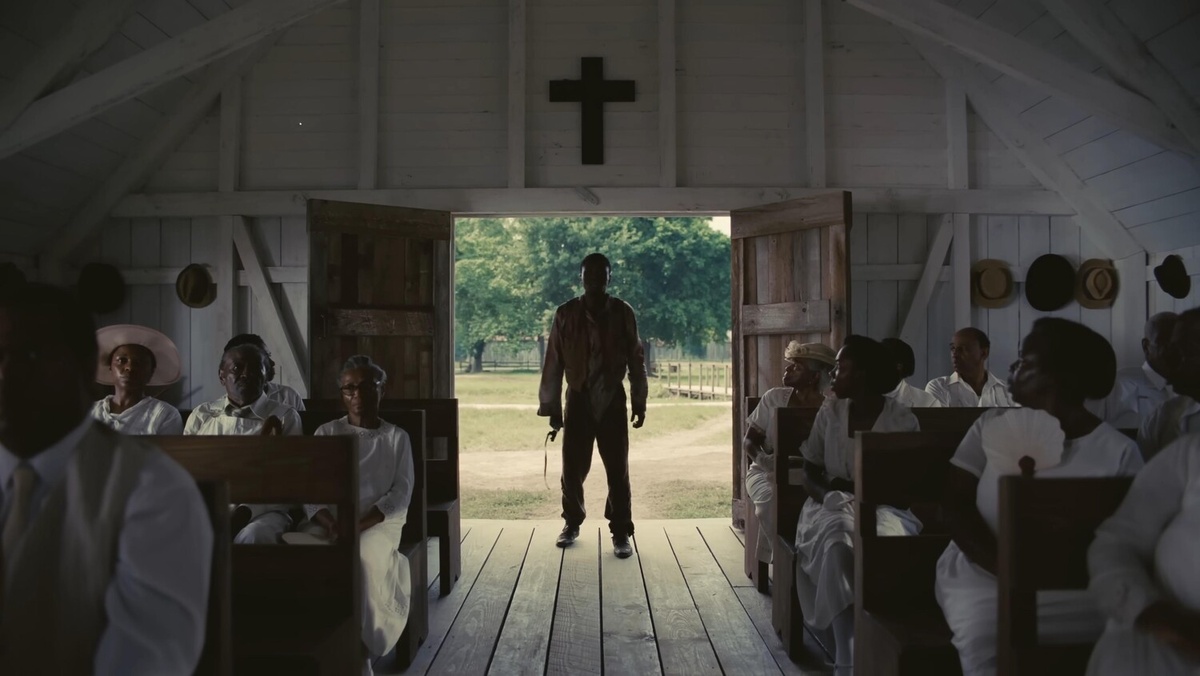 Кадр из фильма "Грешники" (реж. Райан Куглер, 2025 г.)