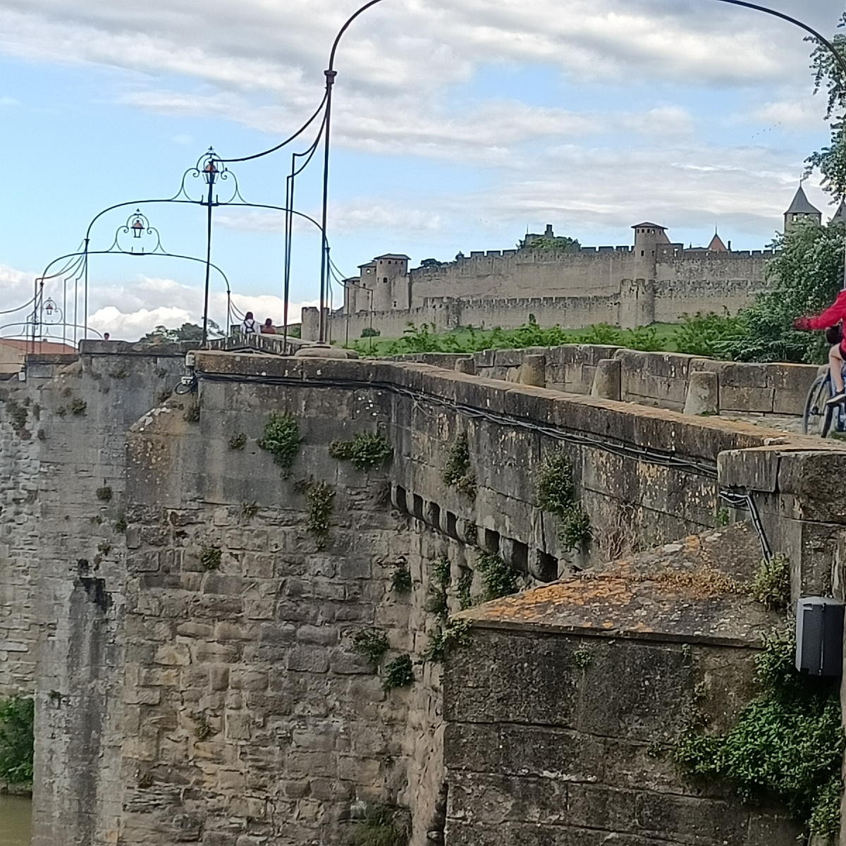 Старый мост и крепость Carcassonne. Франция. Фото автора 