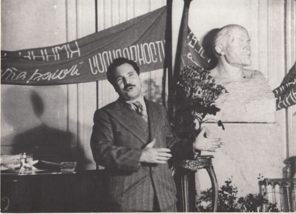 Александр Яковлевич Аросев
