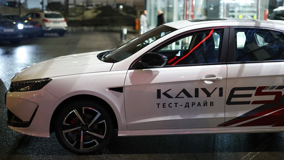    Kокализованные в Калининграде автомобили бренда Kaiyi. Автор фото: ТАСС