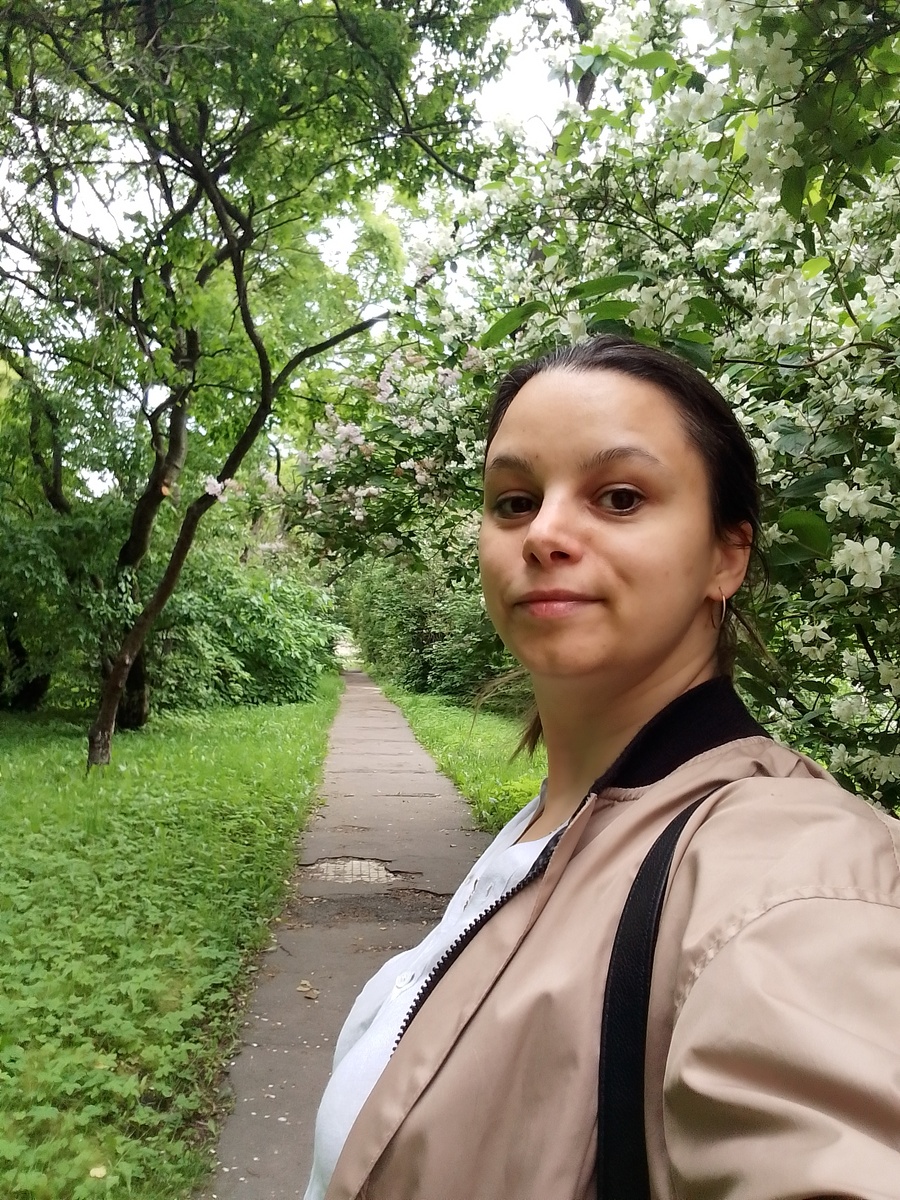 Привет👋 Вчерашнее фото на Минеральной. Ездила в офис компании за сканером и всякой мелочевкой для магазина. Эти часы мне оплачивались)