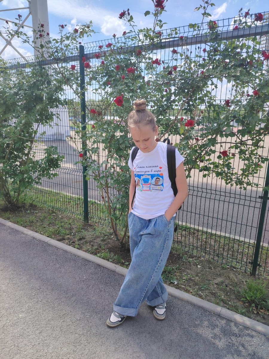 Зацените Сашину майку! Ее подарил лучший друг Саше на день рождения и с февраля она ждала своего часа. Зимой совершенно некуда было ее носить