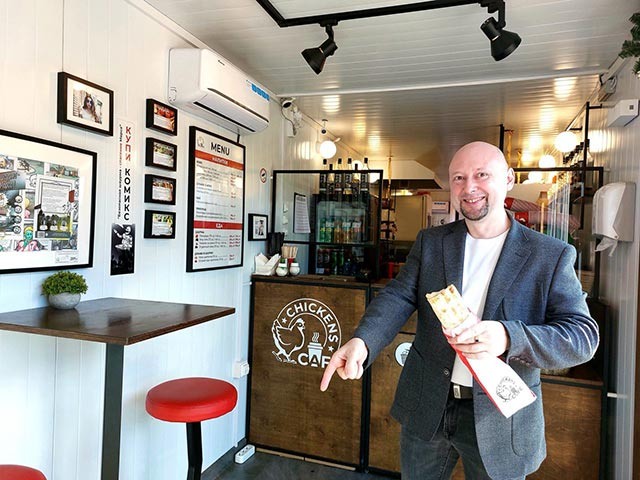 На фото: Сергей Найдич, основатель сети безопасной шаурмы CHICKENS.CAFE