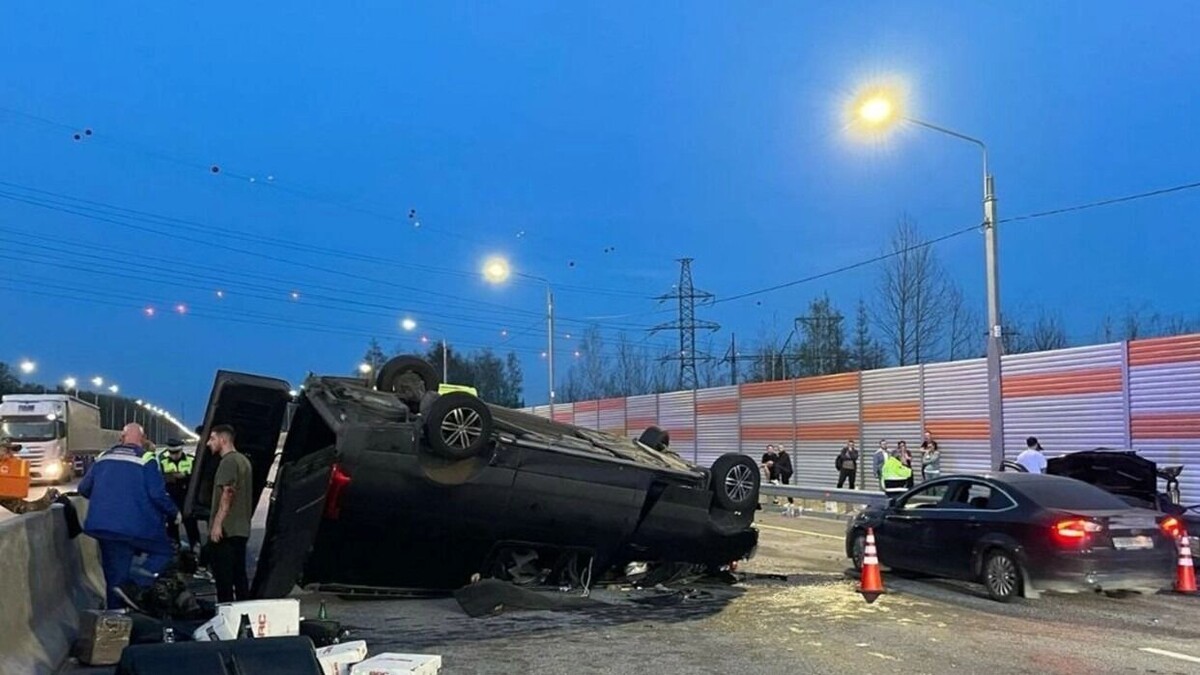 В районе аварии перекрыты все полосы движения. Источник: Прокуратура Московской области