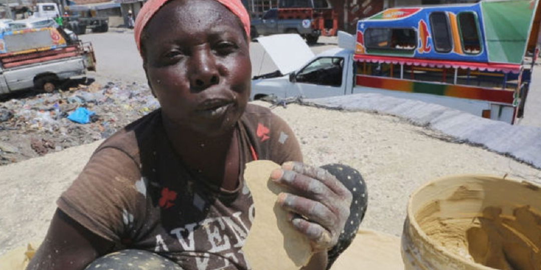 Едят даже глину: Чем приходится питаться бедным африканцам