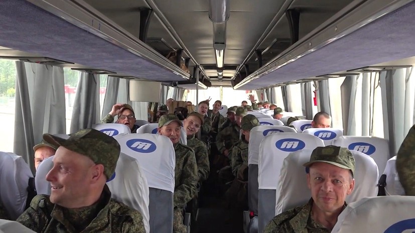     Российские военнослужащие, возвращённые из украинского плена РИА Новости Пресс-служба Минобороны РФ