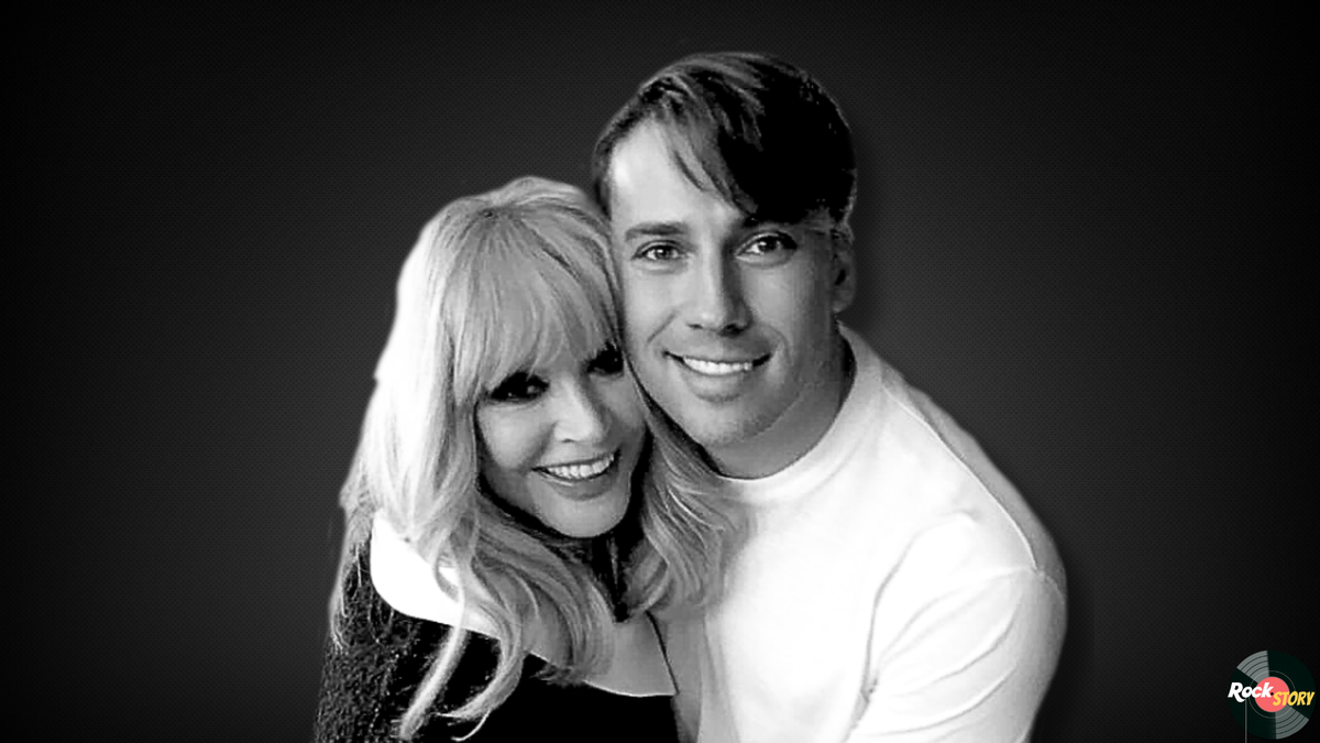 На фотографии: Алла Пугачёва и Максим Галкин*