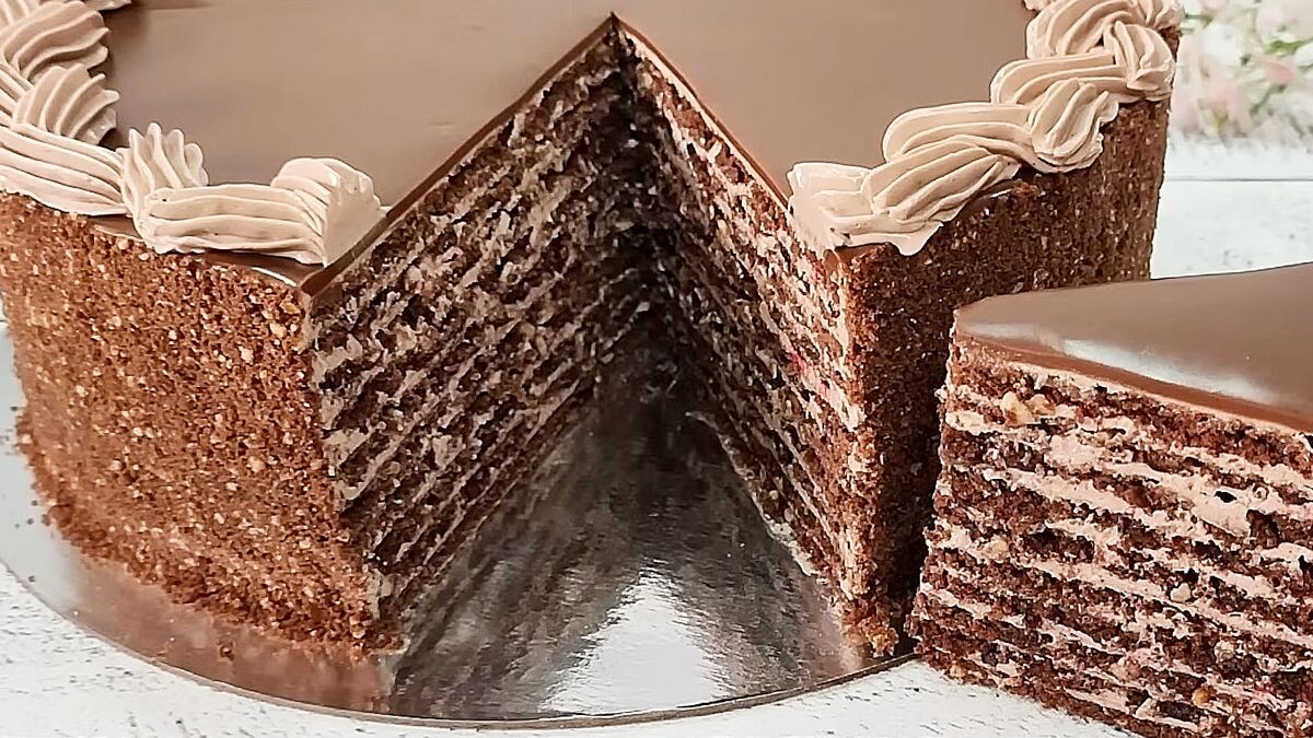    youtube.com/@cakescooking