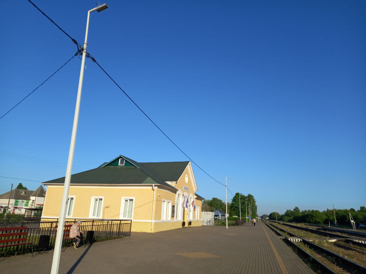 Наш вокзал. Посёлок Дубровка Брянской области.