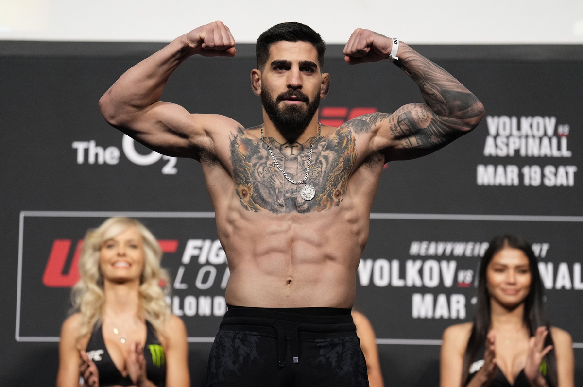 Илия Топурия