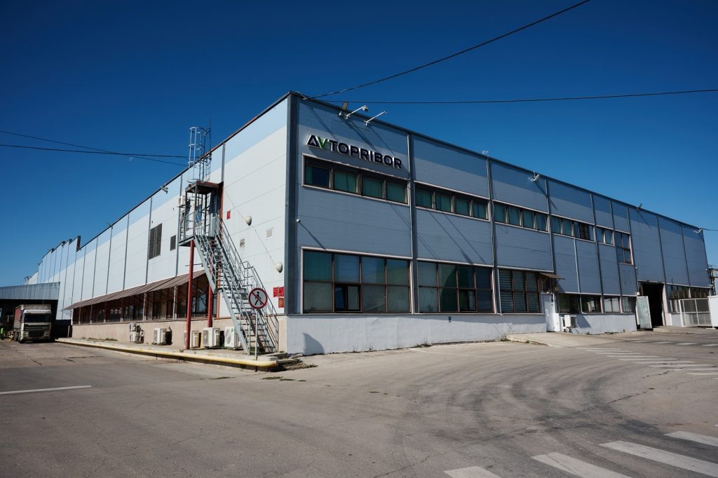 В планах - локализация комплектов сцеплений для других зарубежных автомобилей, распространенных в РФ.