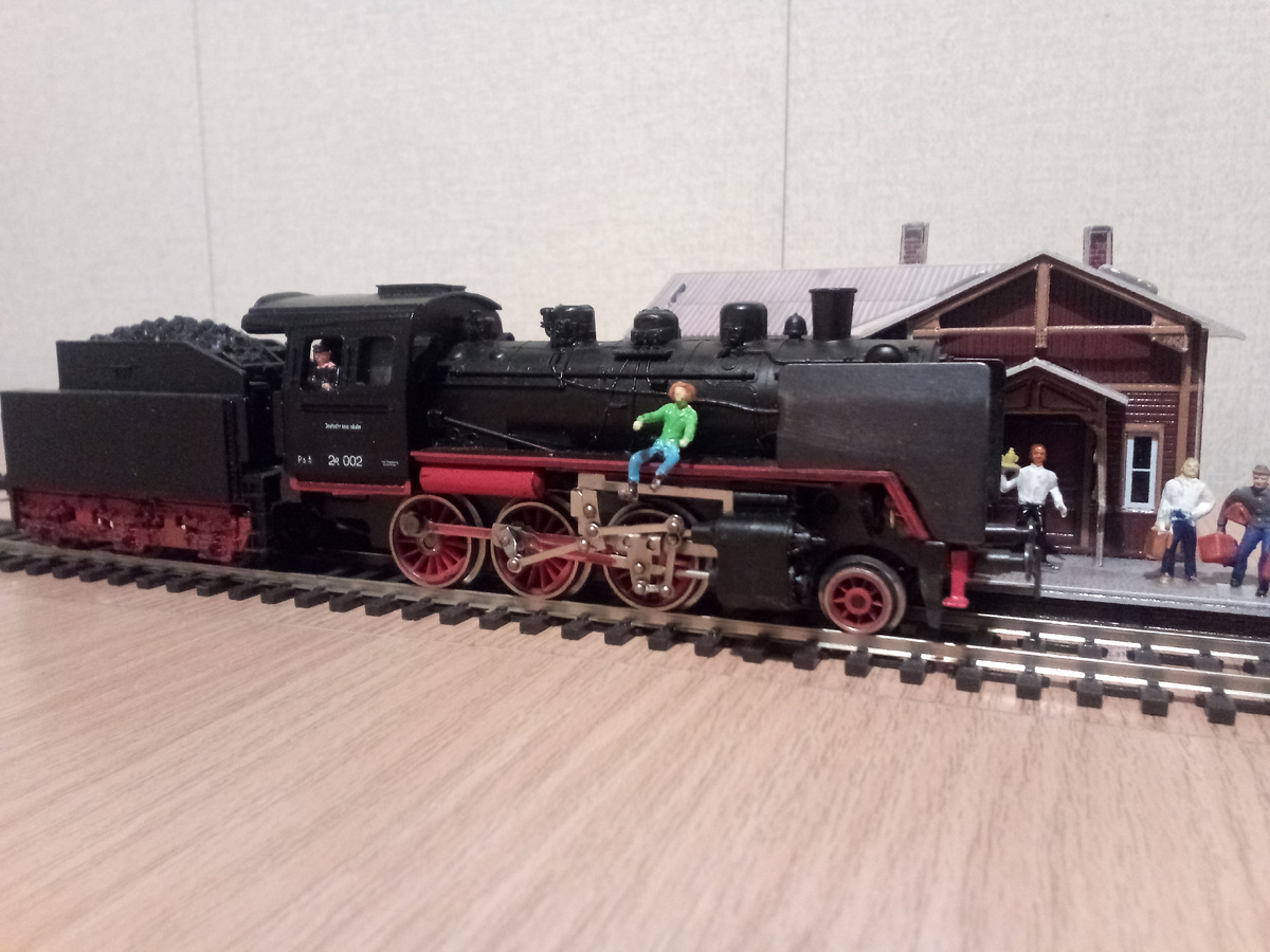 Паровоз BR24 002 Gützold.