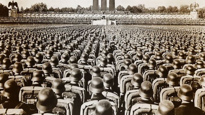 Аллегория потерь германцев и их союзников на Восточном фронте в 1941-1945 гг.