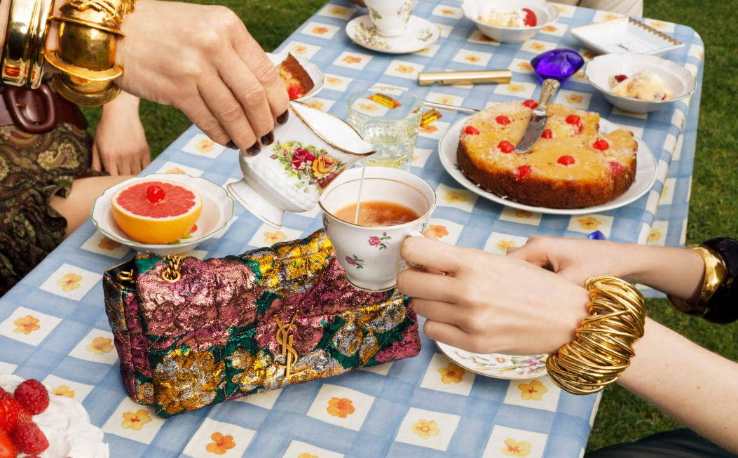 Фотография с официального сайта https://www.ysl.com/