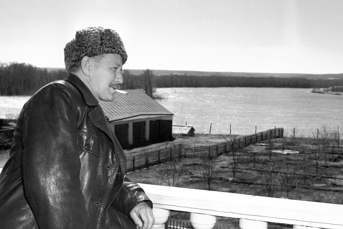    Писатель Михаил Александрович Шолохов. 1956 / В. Турбин / РИА Новости