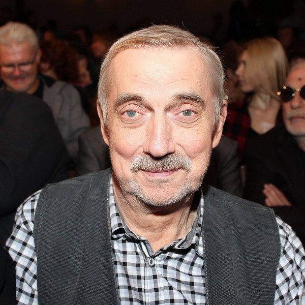     Сегодня 80 лет Евгению Киндинову