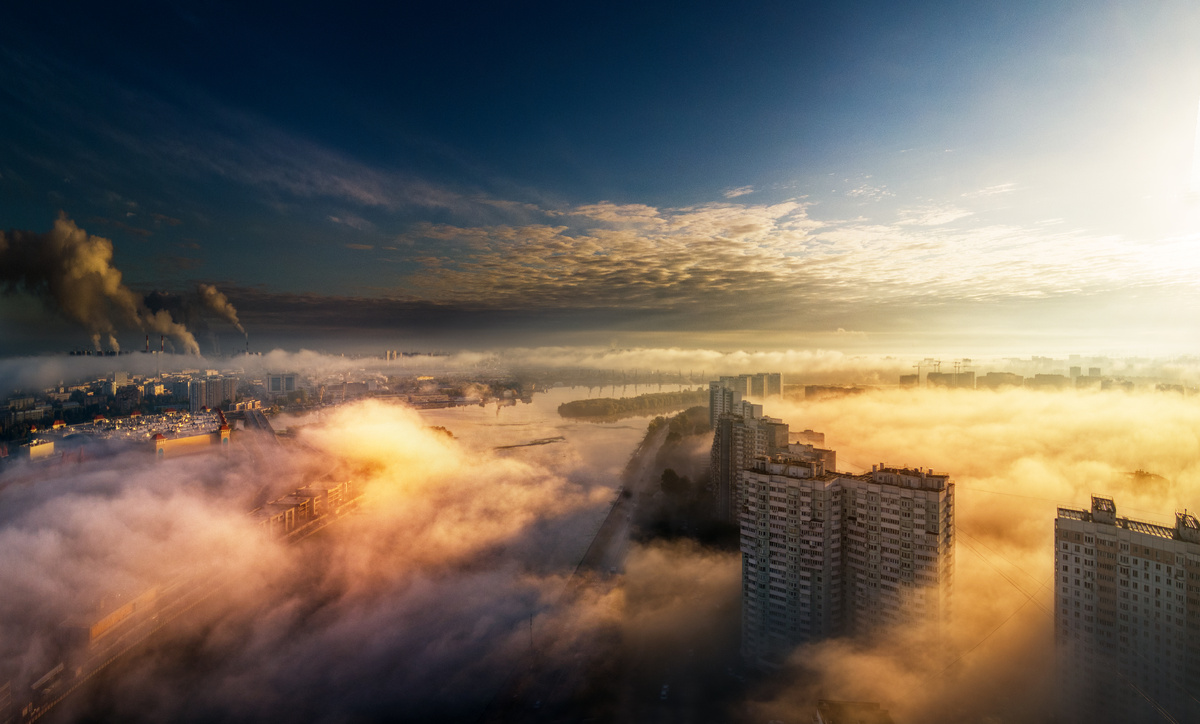 Нагатино окутала мистическая дымка. Фото автора.