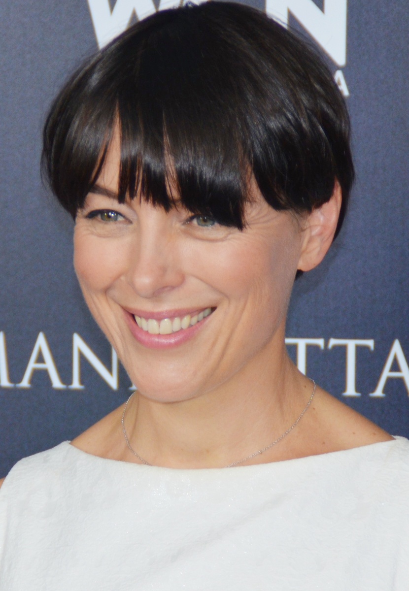 В "Любовных неудачах Джейн Остин" играет замечательная английская актриса Оливия Уильямс. 