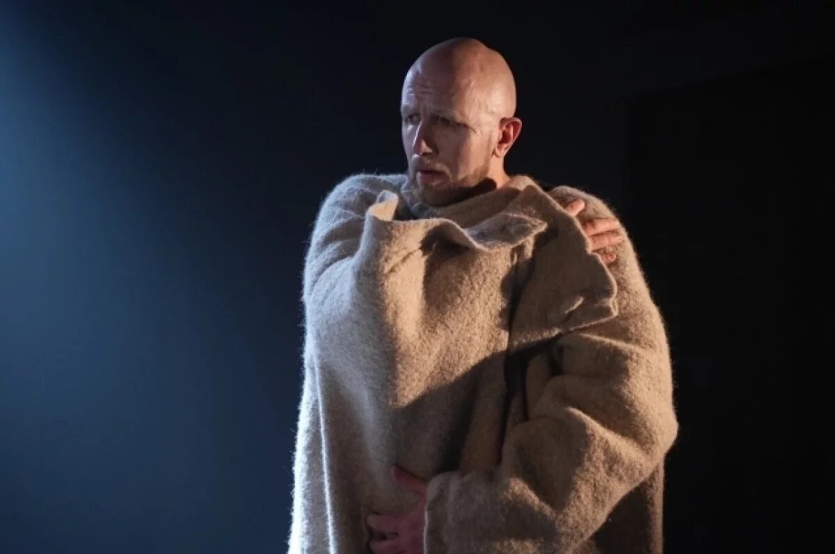    Денис Евневич.