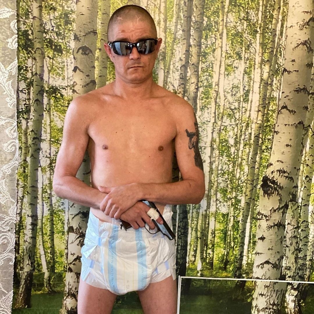 Безумному Паше в пору памперсы носить, фото взято из открытого источника.