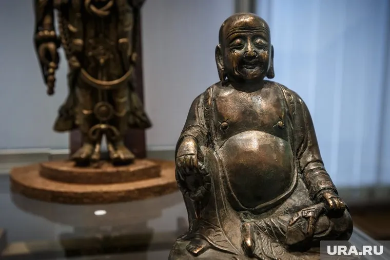 За статуэтку новому владельцу придется выложить 1 650 000 рублей (архивное фото)
Фото: Александр Мамаев © URA.RU