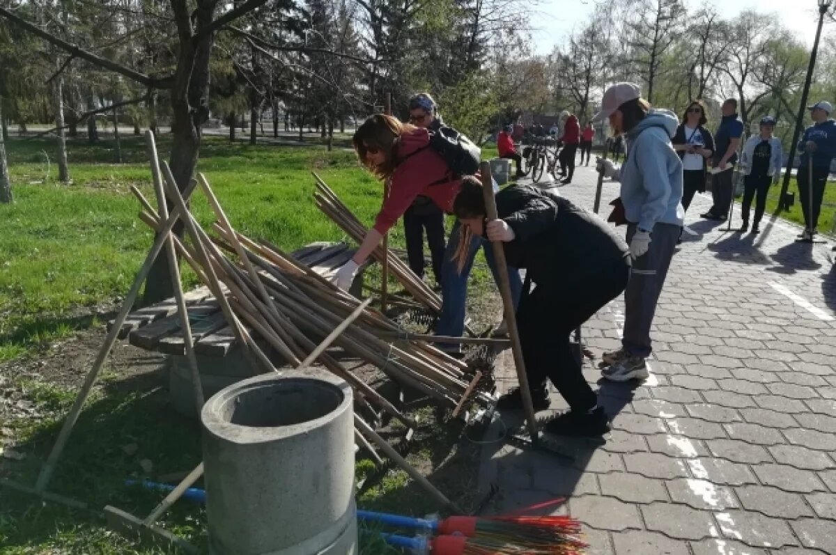    В Омской области почти 270 тысяч человек вышли на весеннюю уборку