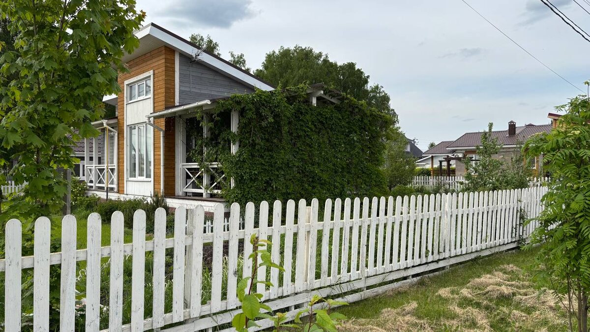 ул. 4-я Луговая, коттеджный поселок Аист. (Красноярка, Омск)