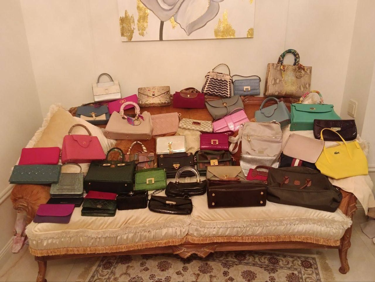 Сумки, которые нашли при обыске у Гербековой.