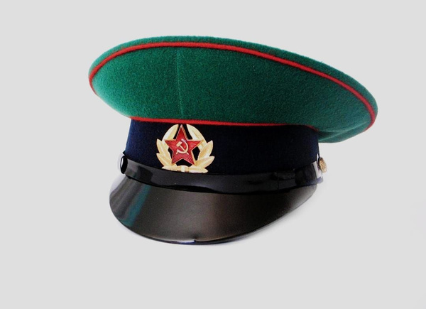 Фуражка Пограничников, которой они гордятся и хранят.