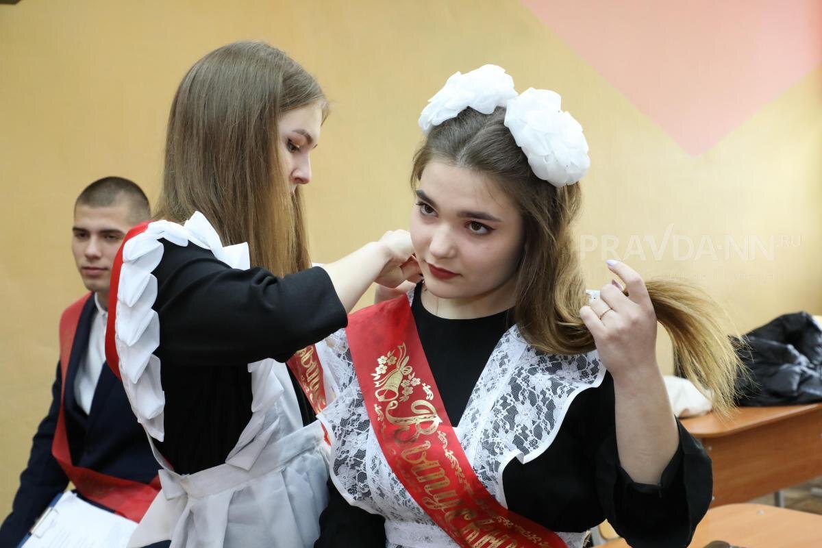    Наряды для нижегородских выпускниц 11-х классов обойдутся для родителей примерно в 21 тысячу рублей