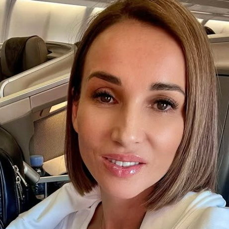     Анфиса Чехова встречается с Александром Златопольским