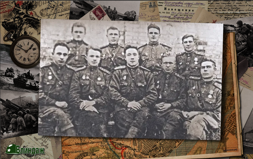 Подгорбунский - нижний ряд, второй слева