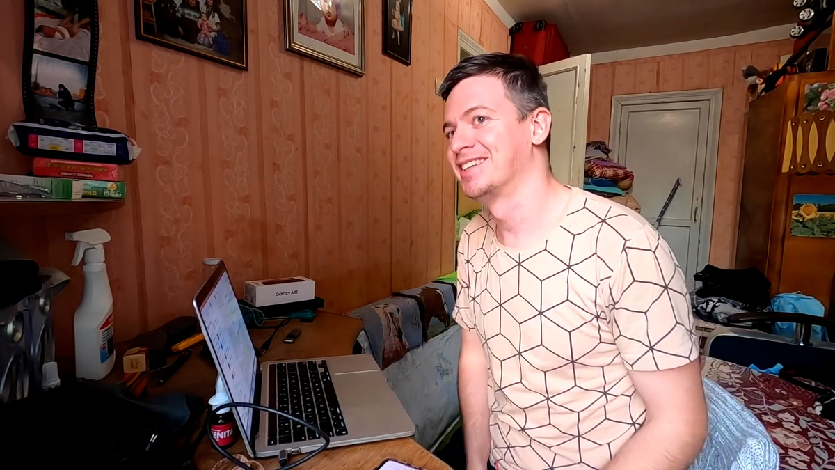 Наша с сестрой комната