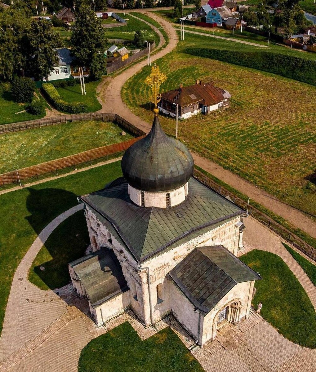 Георгиевский собор в Юрьеве-Польском 