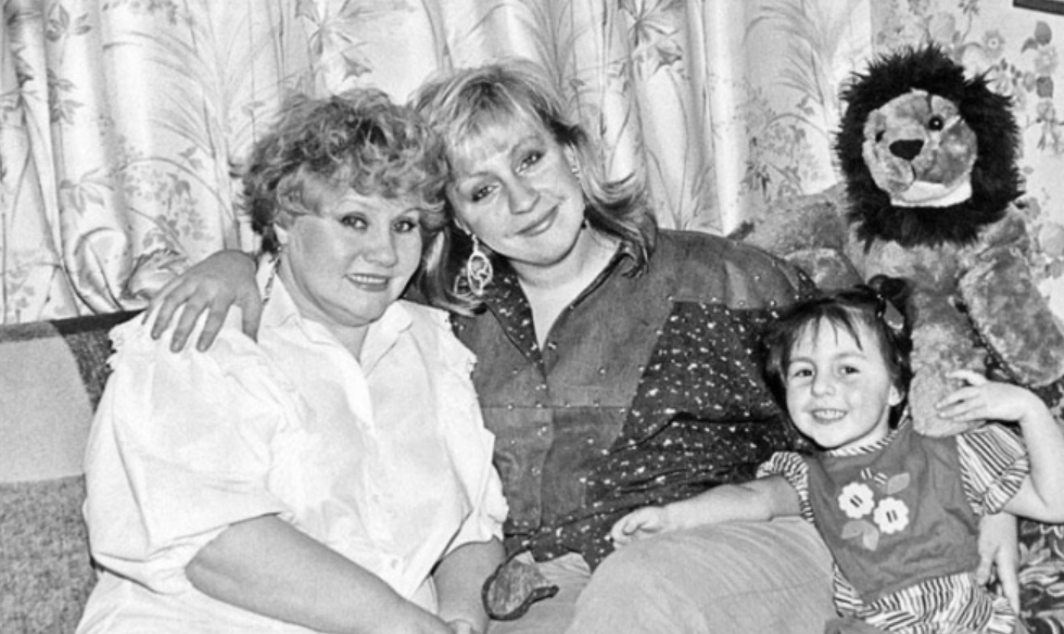 Голуб с дочерью и мамой. Фото: Pinterest