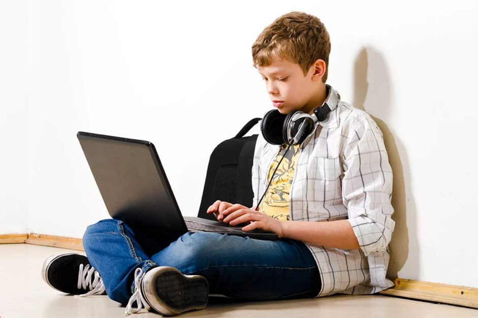 Почему дети возвращаются в Funny Tutor снова и снова