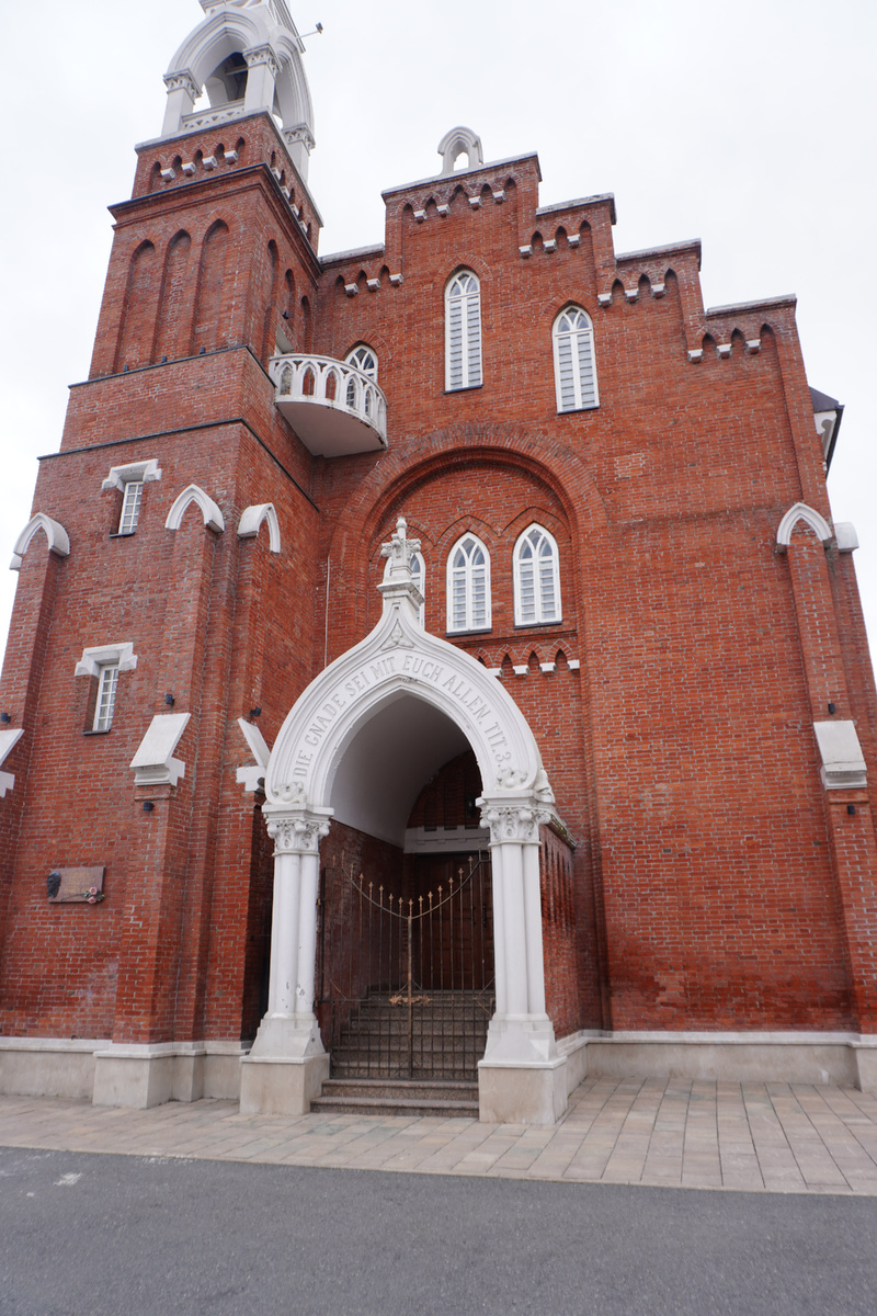 фото автора, фасад кирхи