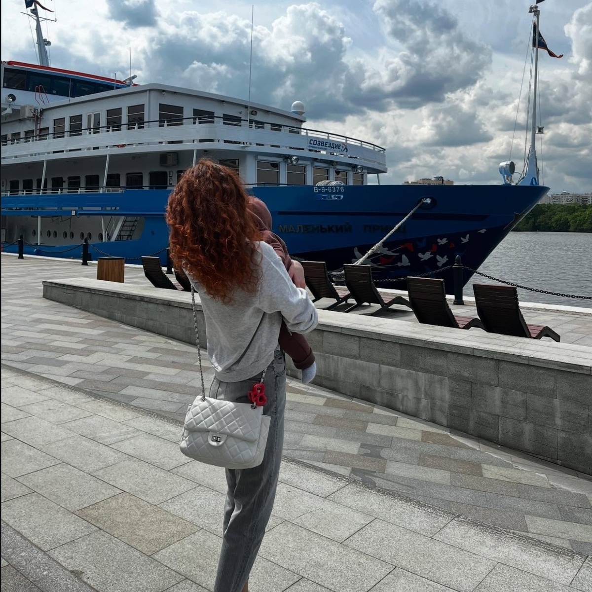 Анна Савельева с сыном