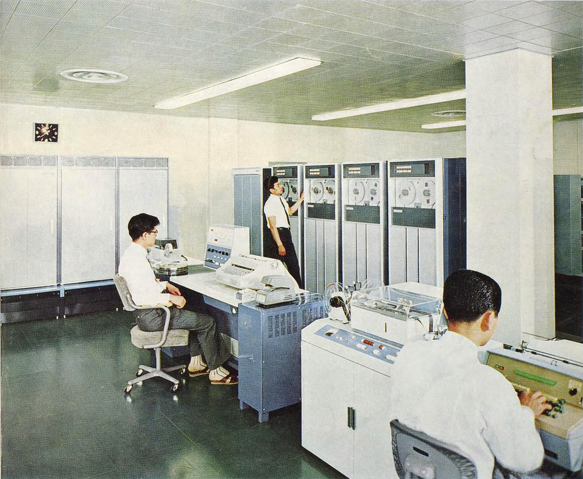 Мейнфрейм FACON-230. Изображение: commons.wikimedia.org