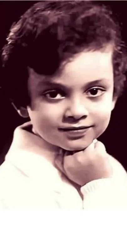 Подсказка: Его первое выступление состоялось в 4 года.
